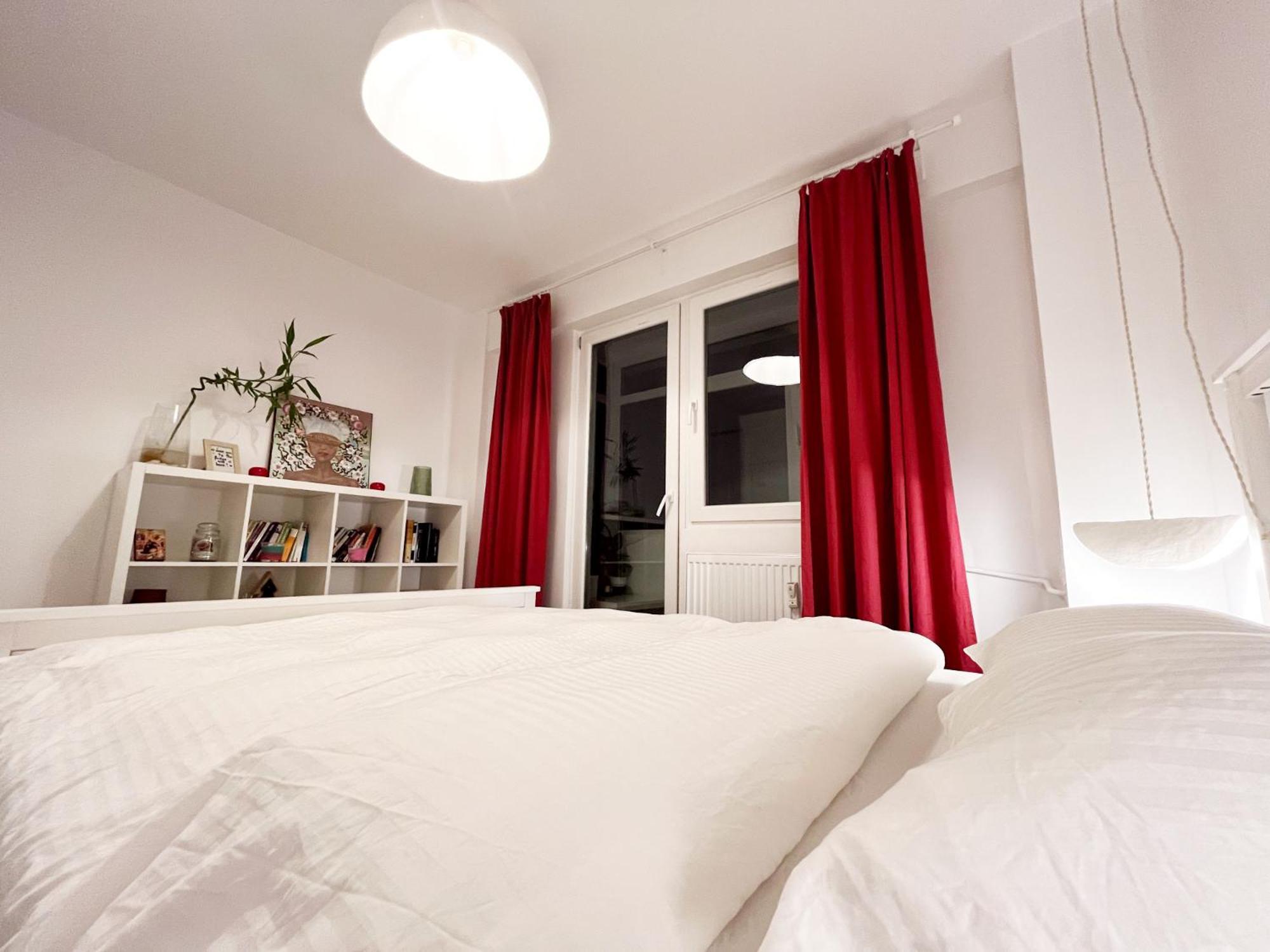 Lola’s apartament close to city center Bucarest Esterno foto