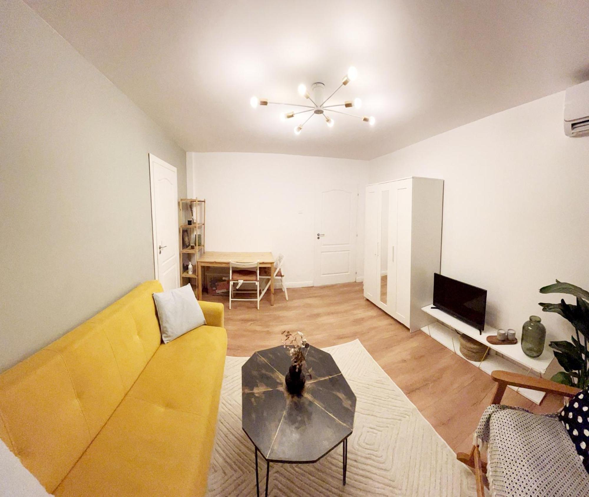 Lola’s apartament close to city center Bucarest Esterno foto